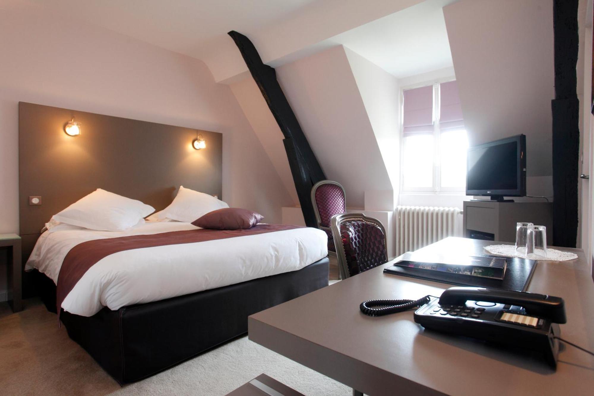 Hotel Chateau De La Barbiniere Saint-Laurent-sur-Sèvre Eksteriør bilde