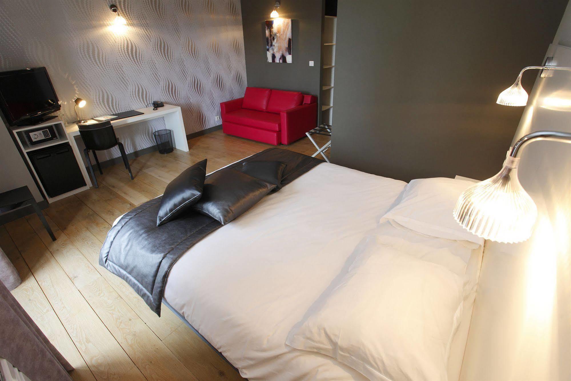 Hotel Chateau De La Barbiniere Saint-Laurent-sur-Sèvre Eksteriør bilde
